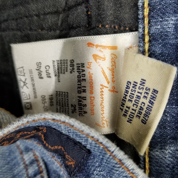 Citizens Of Humanity Boho Distressed Jean Shorts - Picture 11 of 11